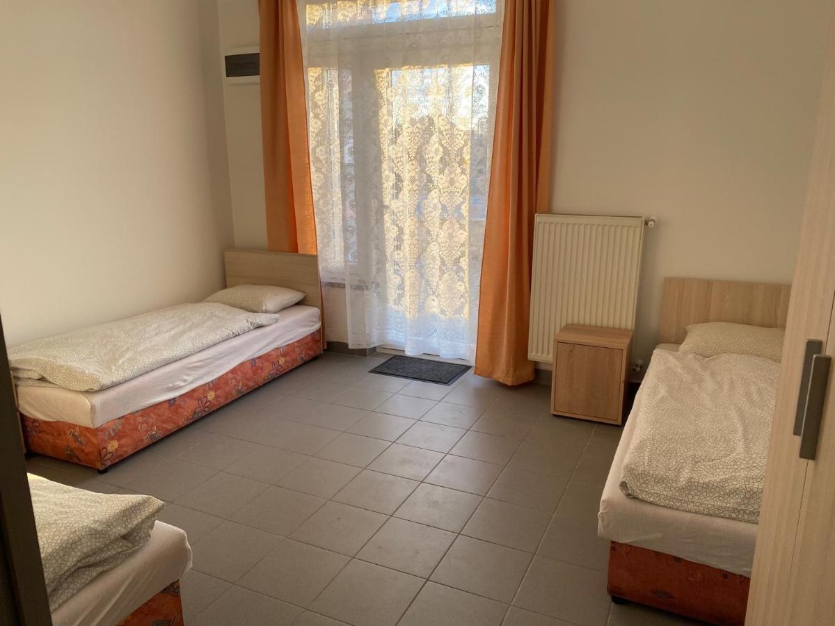 Tocc Apartman Gyál Exterior photo