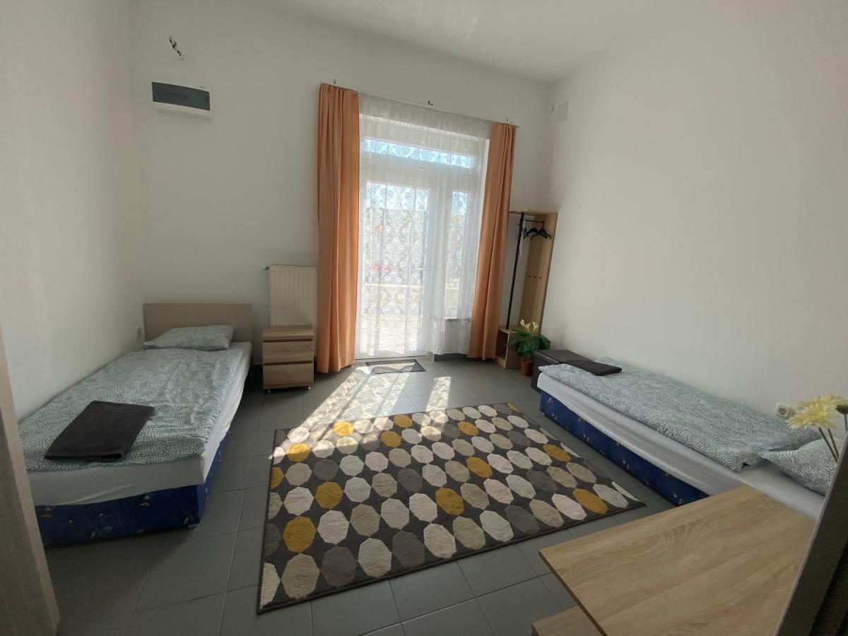 Tocc Apartman Gyál Exterior photo