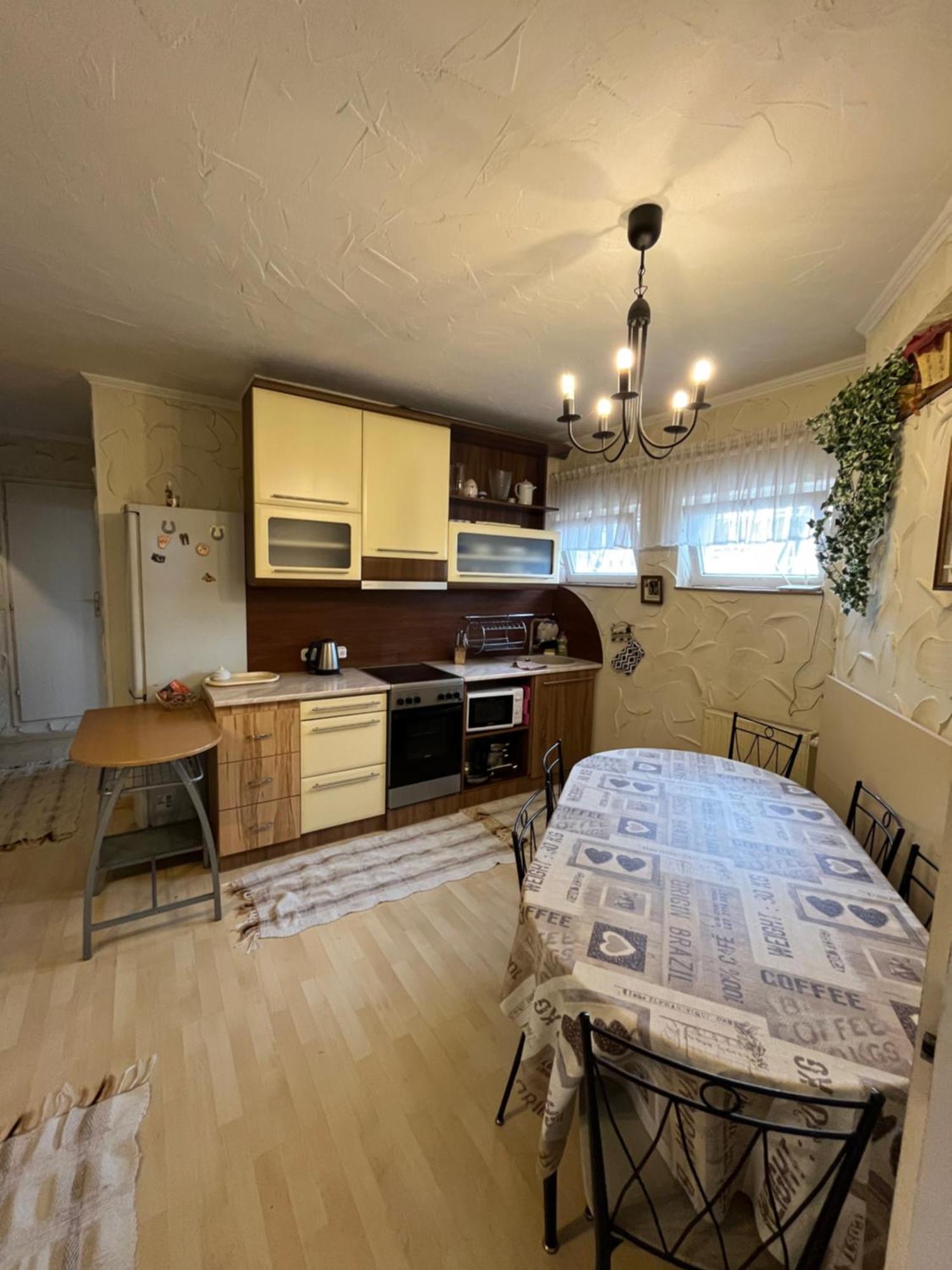 Tocc Apartman Gyál Exterior photo